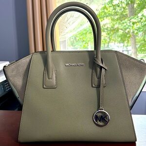 Michael Kors army green tote bag in excellent condition